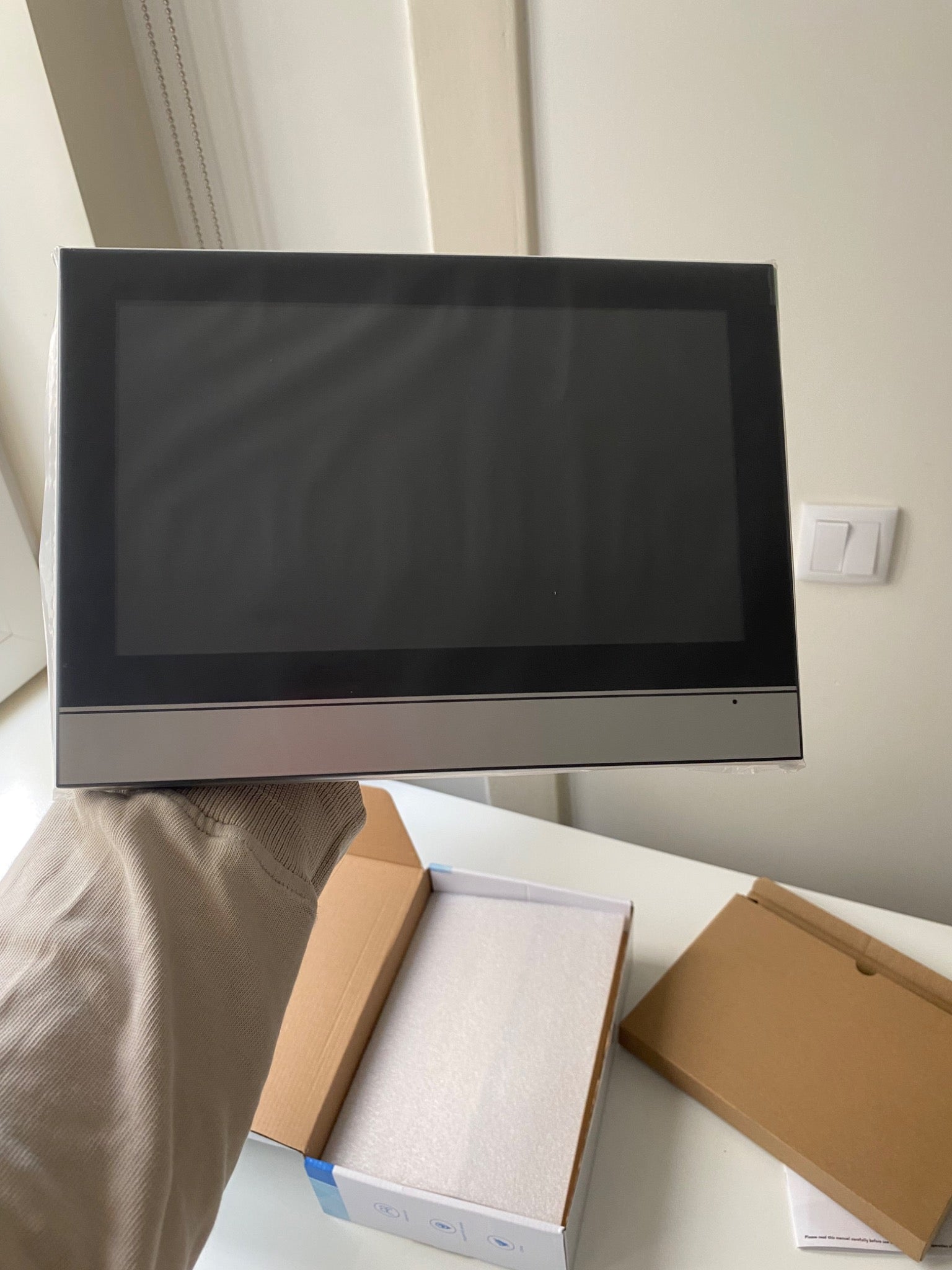 10“ Smart Video Intercom – Tuya Compatible | UK/IE Plug